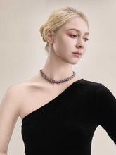 Poliy Necklace